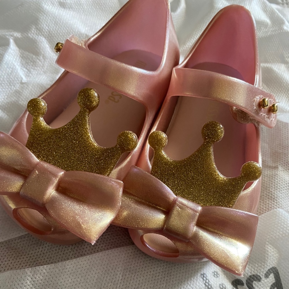 Mini Melissa Ultragirl Princess Metallic Pink Shoes. Size 5